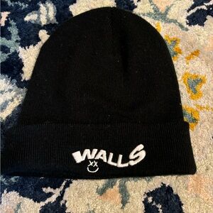 Louis Tomlinson knit Walls beanie